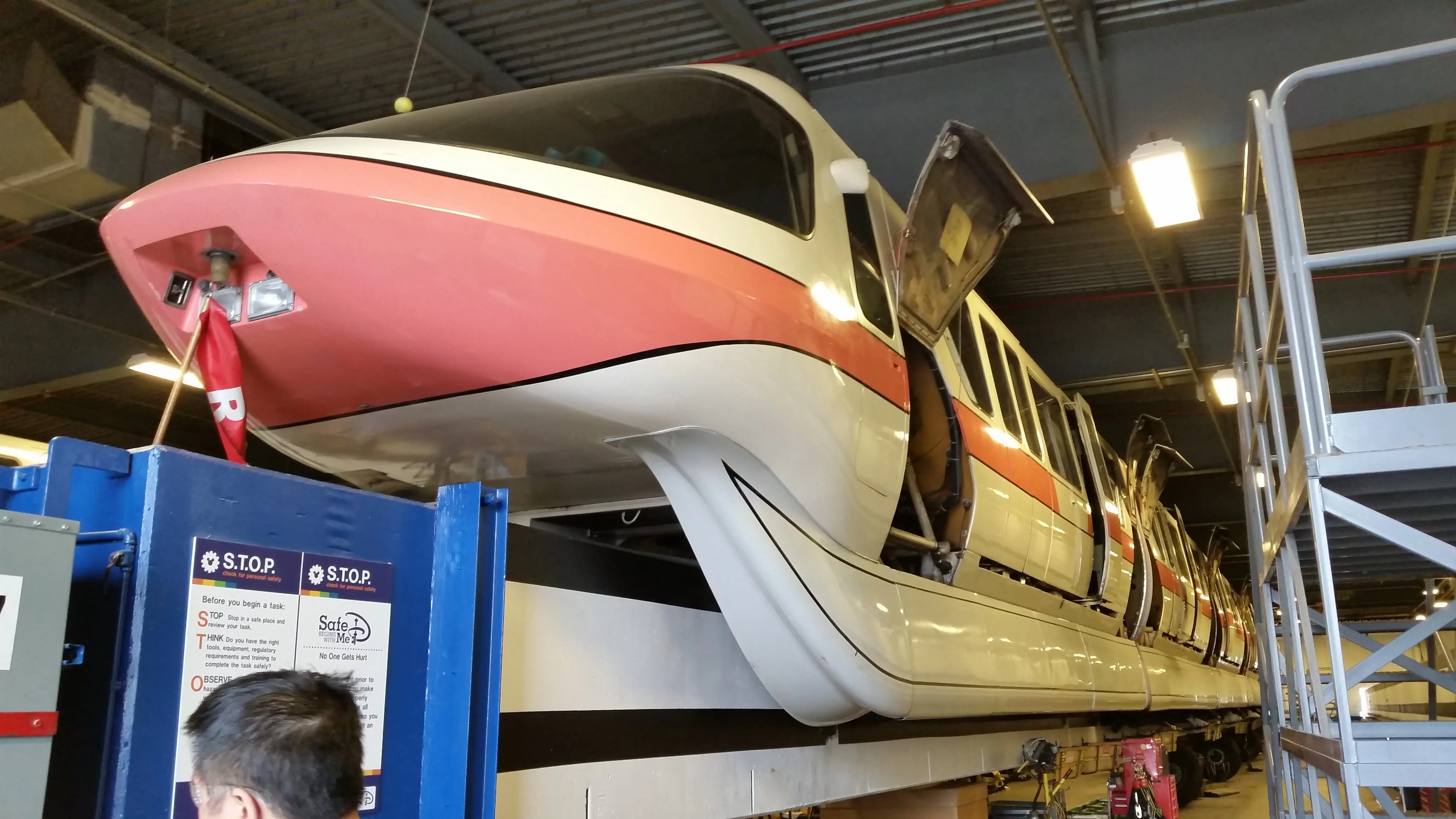 20160223 Disney Monorail